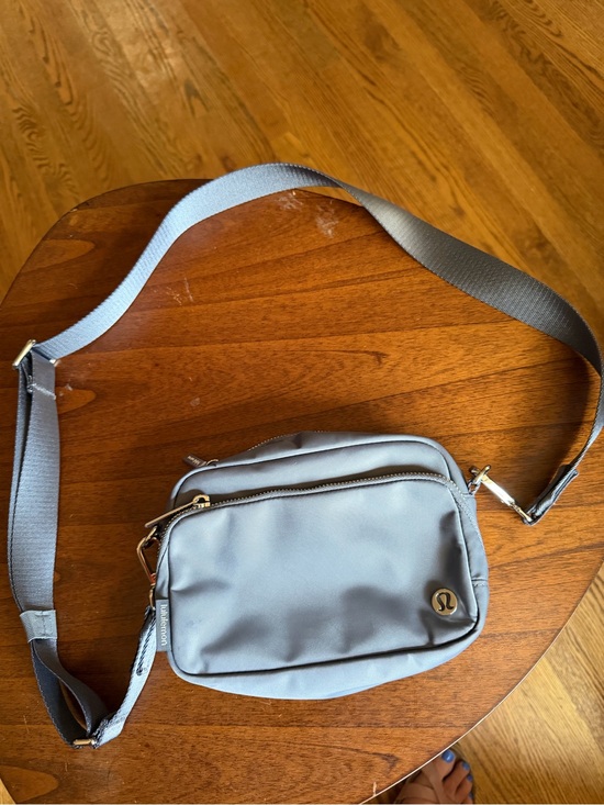 lululemon athletica Handbags - EUC Lululemon athletica Gray Sling Crossbody Bag